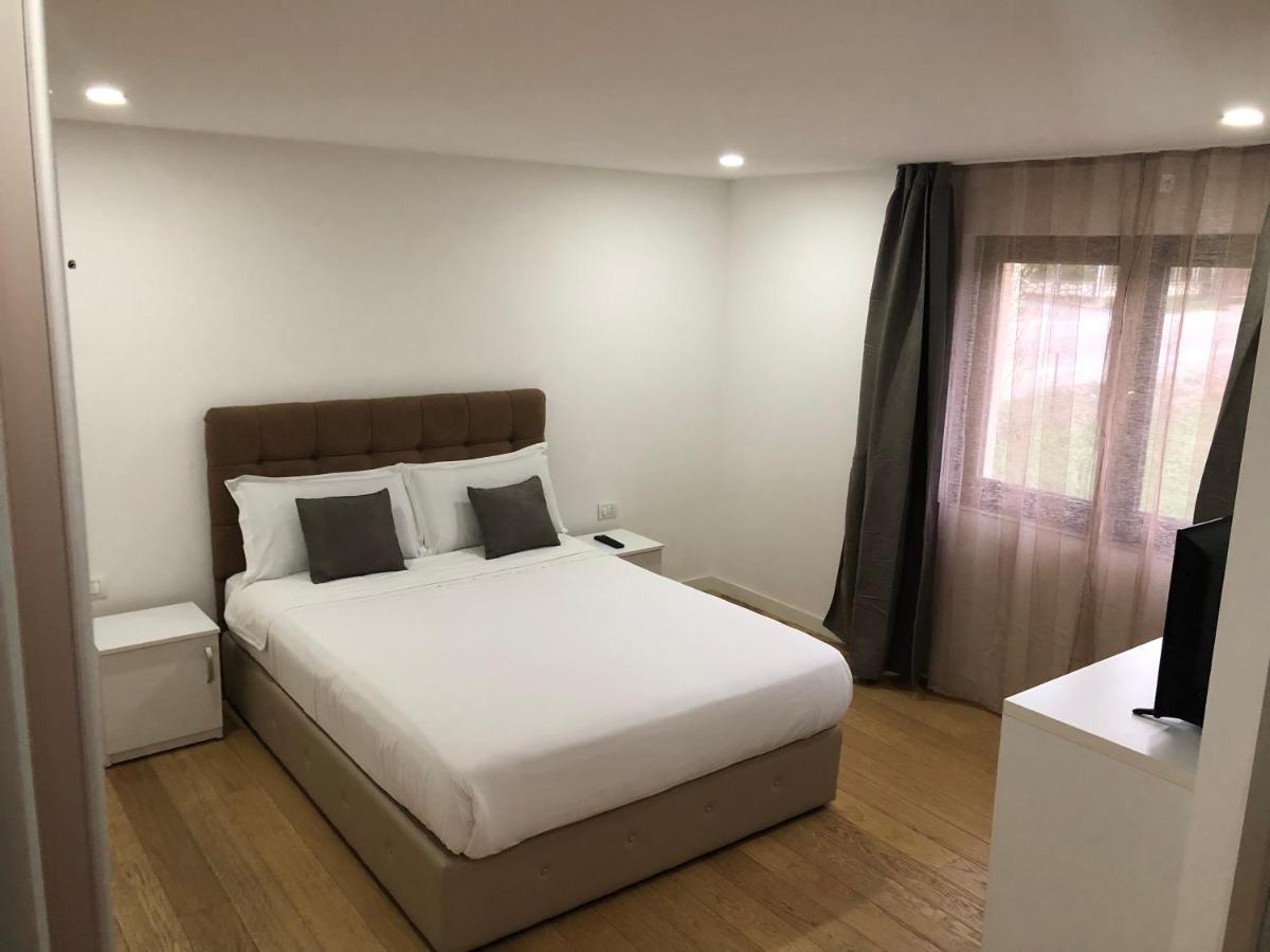 Hotel Pensiunea Exedra à Borşa Extérieur photo